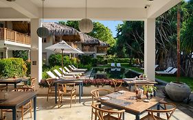 Beautiful Boutique Hotel, Halcyon. Mawella Beach.